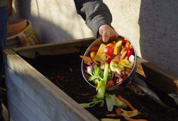 Composting food waste